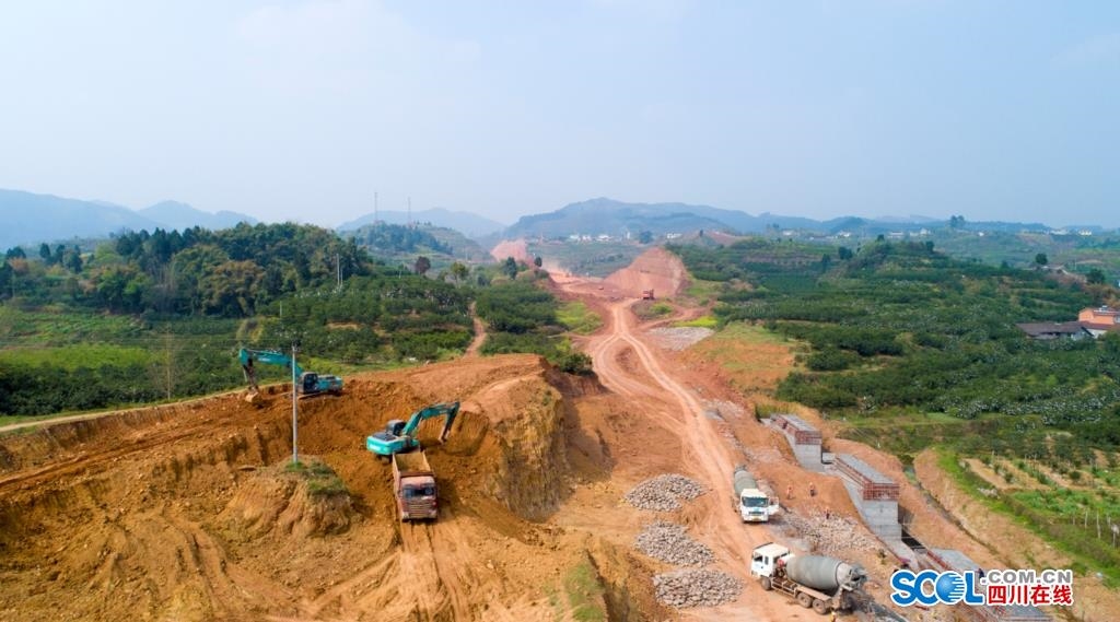 图为在建的丹蒲路幸福谷人文旅游度假区项目(一期,龙鹄山旅游度假区